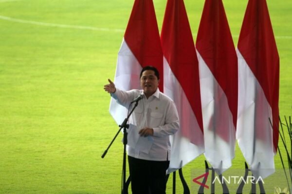 Berikut adalah alternatif judul untuk "Erick Sebut Peresmian 17 Stadion Jadi Momentum Bangun Karakter Bangsa":

1. "Peresmian 17 Stadion: Menjadi Momentum Pembentukan Karakter Bangsa"
2. "Momentum 17 Stadion: Langkah Strategis Dalam Membangun Karakter Bangsa"
3. "Membangun Karakter Bangsa Melalui Peresmian 17 Stadion: Sebuah Inisiatif Erick"
4. "Erick: 17 Stadion Sebagai Pendorong Penguatan Karakter Bangsa"
5. "Peresmian Stadion: Langkah Erick Menuju Pembangunan Karakter Bangsa"
6. "Menjadikan Peresmian 17 Stadion Sebagai Citra Baru Karakter Bangsa"
7. "Komitmen Membangun Karakter Bangsa: Peresmian 17 Stadion Oleh Erick"

Silakan pilih atau sesuaikan sesuai kebutuhan!