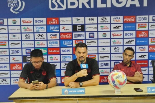 Pelatih Pena: Persija Tampil Tanpa 'Ritme' Jelas di Babak Pertama