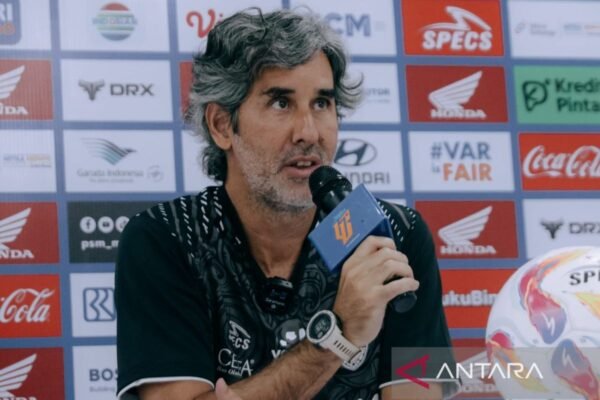 Setelah Meninggalkan Bali United, Teco Cugurra Lanjutkan Karier di Tanah Air